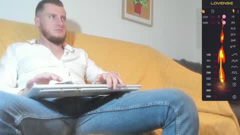 Call me Alex online show from December 17, 9:50 am