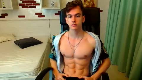 BradyFlint online show from October 27, 5:33 am