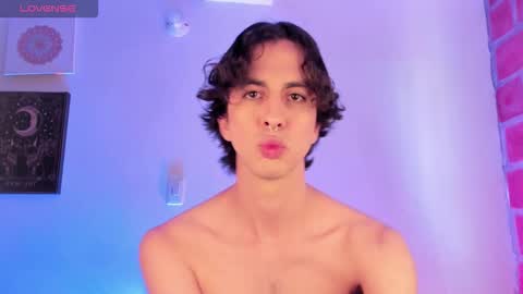 Snapshot of brahmbelial__ chatting on November 9, 6:39 pm Brahm online show from November 9, 6:39 pm