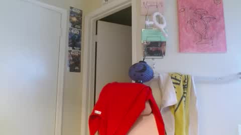 i am a naughty jedi knight online show from April 15, 11:49 pm