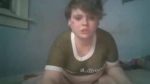 Snapshot of brainwashedbubbles chatting on December 16, 3:00 am bubbles online show from December 16, 3:00 am