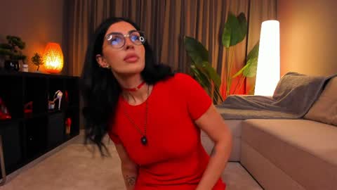 Lunaria online show from April 9, 3:28 am