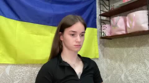 Kate online show from August 7, 5:37 pm
