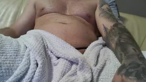 bramer8787 online show from April 18, 3:10 am