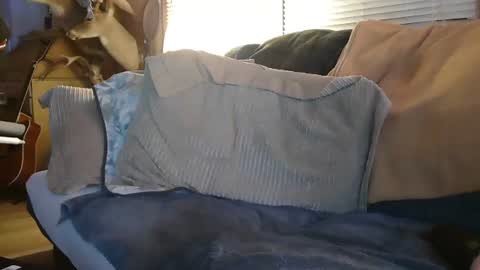 Snapshot of bramro409 chatting on September 13, 5:18 am bramro409 online show from September 13, 5:18 am