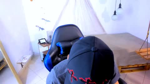 B R A N D online show from March 13, 6:42 am