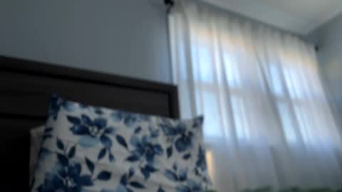 Snapshot of brandenluvslatinas chatting on October 27, 1:15 pm Branden online show from October 27, 1:15 pm