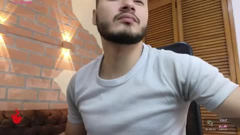brandon__01 online show from May 30, 7:33 pm