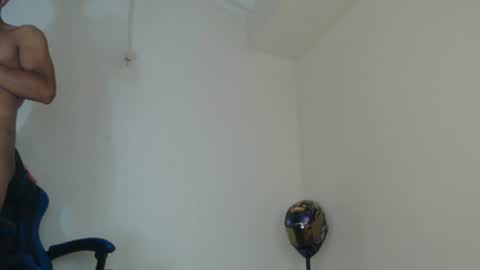 Snapshot of brandon_fs chatting on July 17, 11:06 am Brandon online show from July 17, 11:06 am