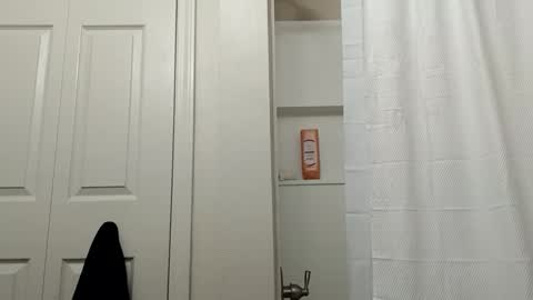 brandonchampagne7 online show from November 30, 10:25 pm