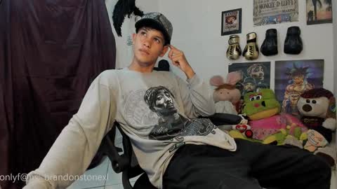 Snapshot of brandonstonexl chatting on February 25, 12:09 am Brandon Stone online show from February 25, 12:09 am