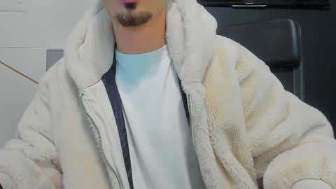 Snapshot of brandontatex chatting on January 10, 6:26 am BrandonTateX online show from January 10, 6:26 am