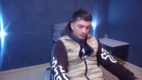 Snapshot of brandontatex chatting on March 2, 4:36 am BrandonTateX online show from March 2, 4:36 am