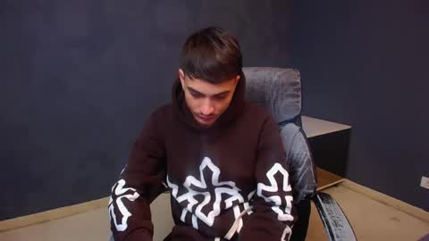 Snapshot of brandontatex chatting on March 2, 5:08 am BrandonTateX online show from March 2, 5:08 am