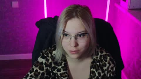 Belle  online show from January 29, 12:33 am