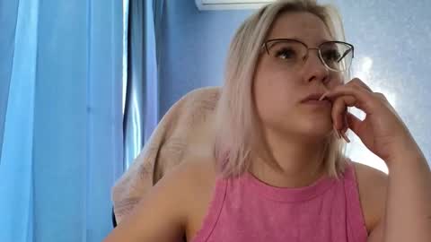 Belle  online show from September 12, 2:33 am