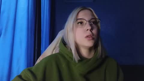 Belle  online show from September 15, 8:36 am