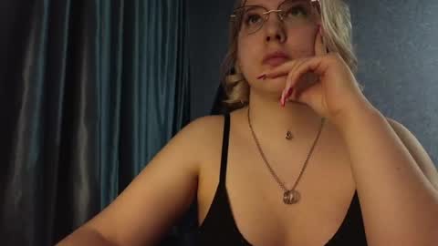 Belle  online show from April 15, 1:40 pm
