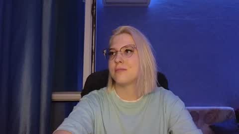 Belle  online show from June 20, 3:37 pm