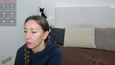 Brandy Gem online show from December 2, 7:25 am