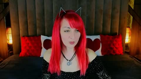 Snapshot of brandybloomm chatting on April 4, 7:22 pm Brandybloomm online show from April 4, 7:22 pm
