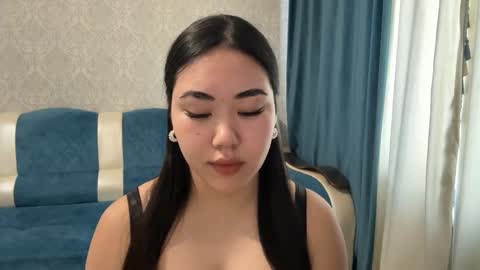 Aypril   online show from December 19, 10:11 am