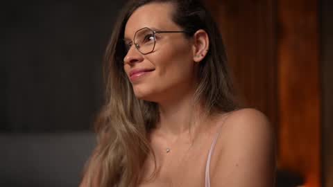 Alex online show from December 4, 4:54 am