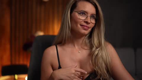 Alex online show from January 26, 7:42 am