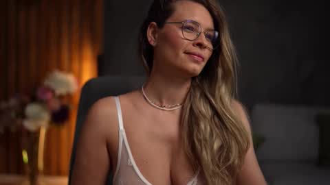 Alex online show from October 30, 5:31 am