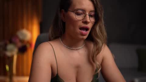 Alex online show from November 24, 5:29 am