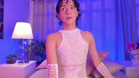   online show from September 13, 9:03 pm