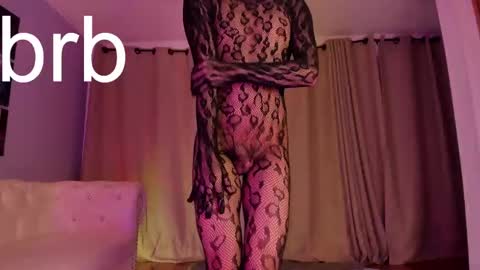   online show from September 19, 8:53 pm