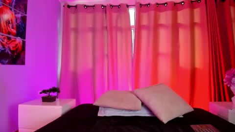   online show from January 17, 8:12 pm