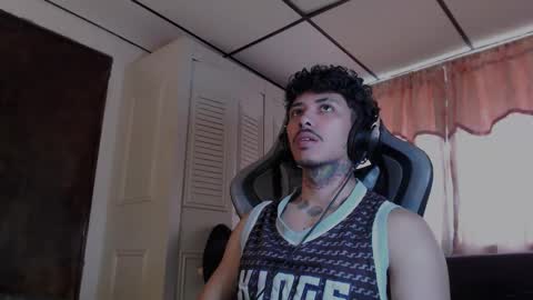 brasi_ online show from February 20, 5:46 pm