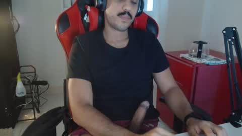 brasilianonca online show from April 14, 7:31 pm