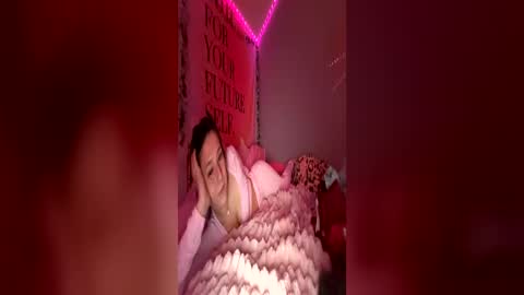 brattyvalentine online show from June 19, 4:06 am