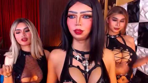 Snapshot of brattzvenice chatting on March 24, 10:59 pm brattzvenice online show from March 24, 10:59 pm