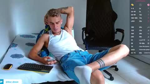 Snapshot of bray_hotboy chatting on July 23, 5:22 pm Bray Hotboy online show from July 23, 5:22 pm