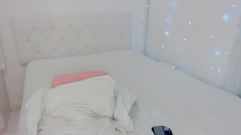 Snapshot of braziliangirl191 chatting on February 13, 1:34 am Alice online show from February 13, 1:34 am