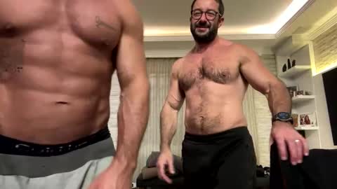 brazilianrippedcouple online show from May 26, 12:50 am