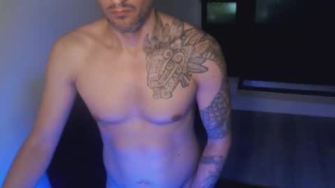 Snapshot of break_dusk chatting on May 24, 3:00 am break_dusk online show from May 24, 3:00 am