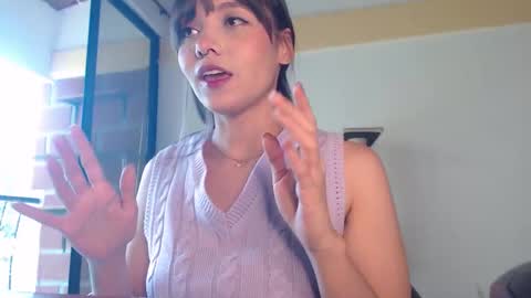 breakfastwithtiffanys online show from November 18, 4:33 pm