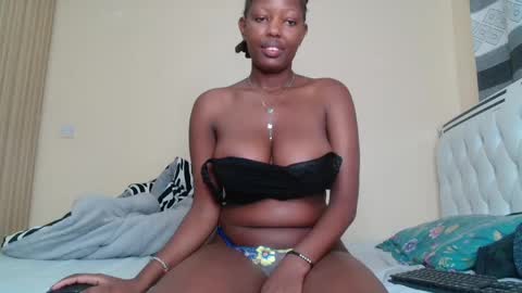 bree_beauty online show from May 23, 8:13 pm