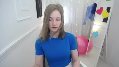 Bree online show from May 12, 11:18 am