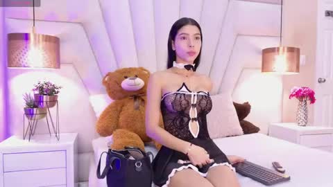 Snapshot of bree_watson chatting on April 29, 1:48 pm Bree online show from April 29, 1:48 pm
