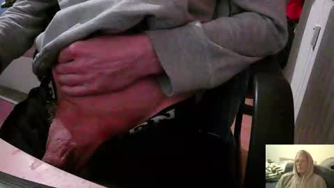 Snapshot of bremer64 chatting on October 14, 9:43 am bremer64 online show from October 14, 9:43 am