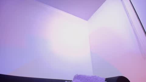 Brendita  online show from February 19, 1:50 pm