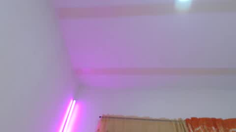 Brenda online show from October 4, 4:32 am