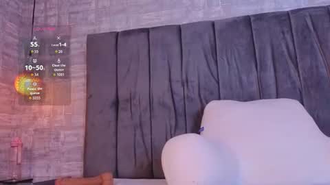 brenda_sky19 online show from June 22, 1:19 pm