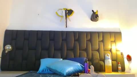 BRENDA VELASQUEZ online show from January 24, 9:26 pm